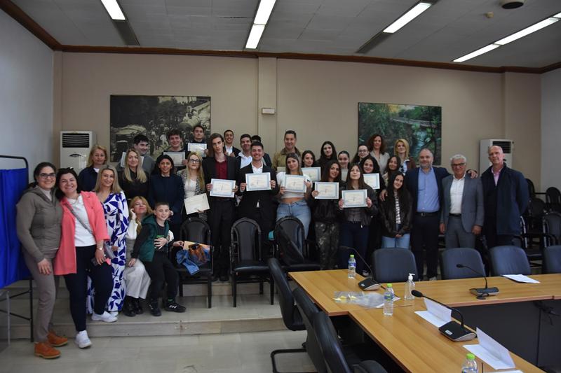 Με επιτυχία πραγματοποιήθηκε το 2ο Δημοτικό Συμβούλιο Εφήβων Δήμου Ηρωικής Πόλεως Νάουσας